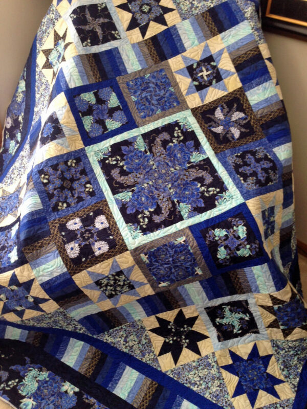 New Keyboard Kaleidoscope BOM Quilts plus Fabric Drawing! Quilt Moments